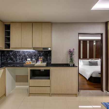 Mida Grande Resort Phuket Bagian luar foto