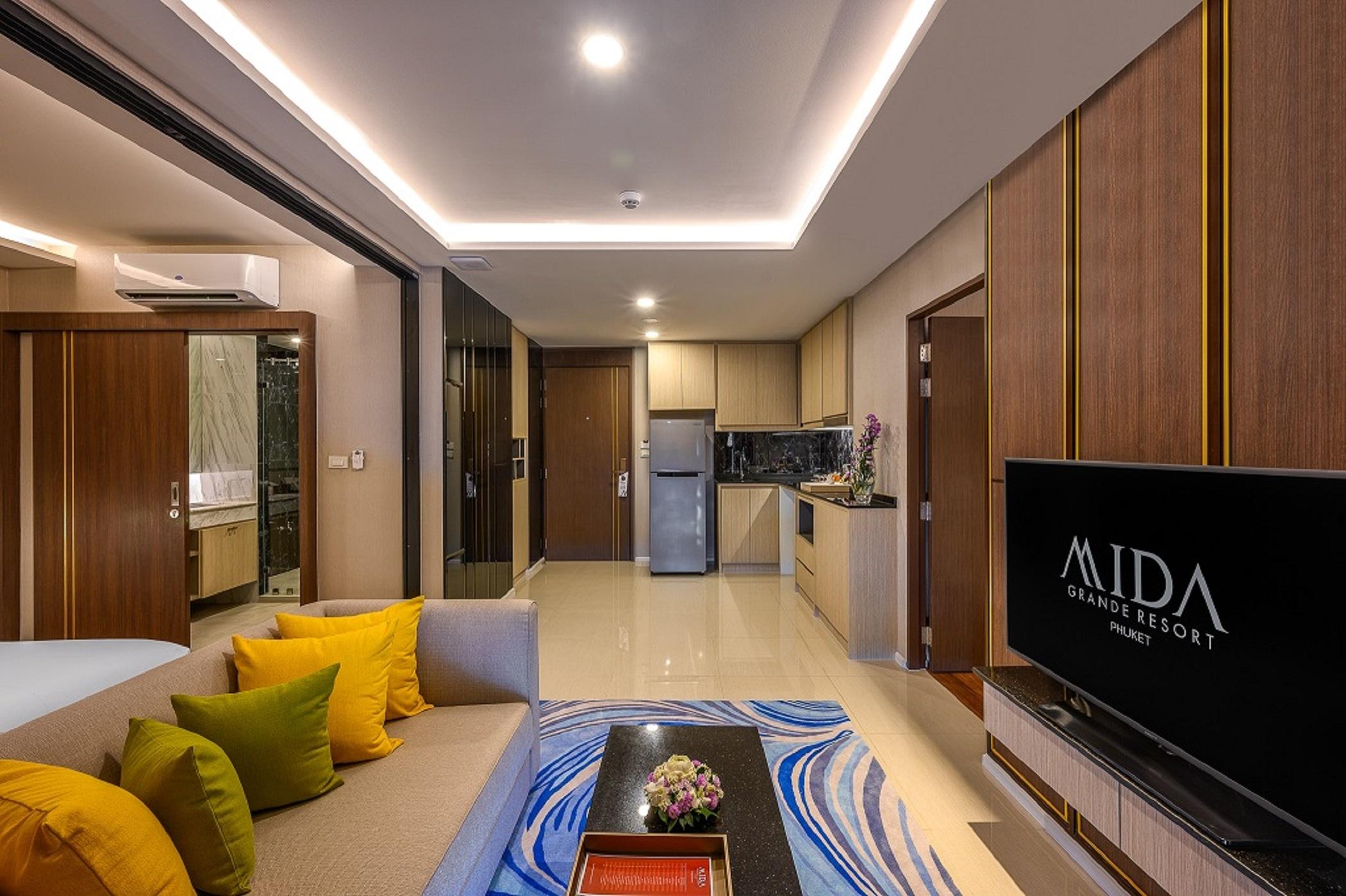 Mida Grande Resort Phuket Bagian luar foto