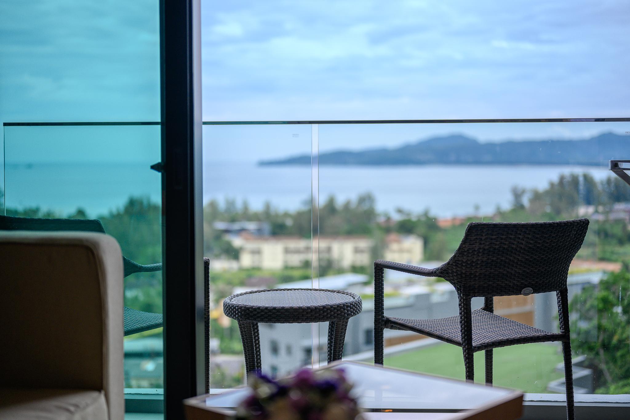Mida Grande Resort Phuket Bagian luar foto