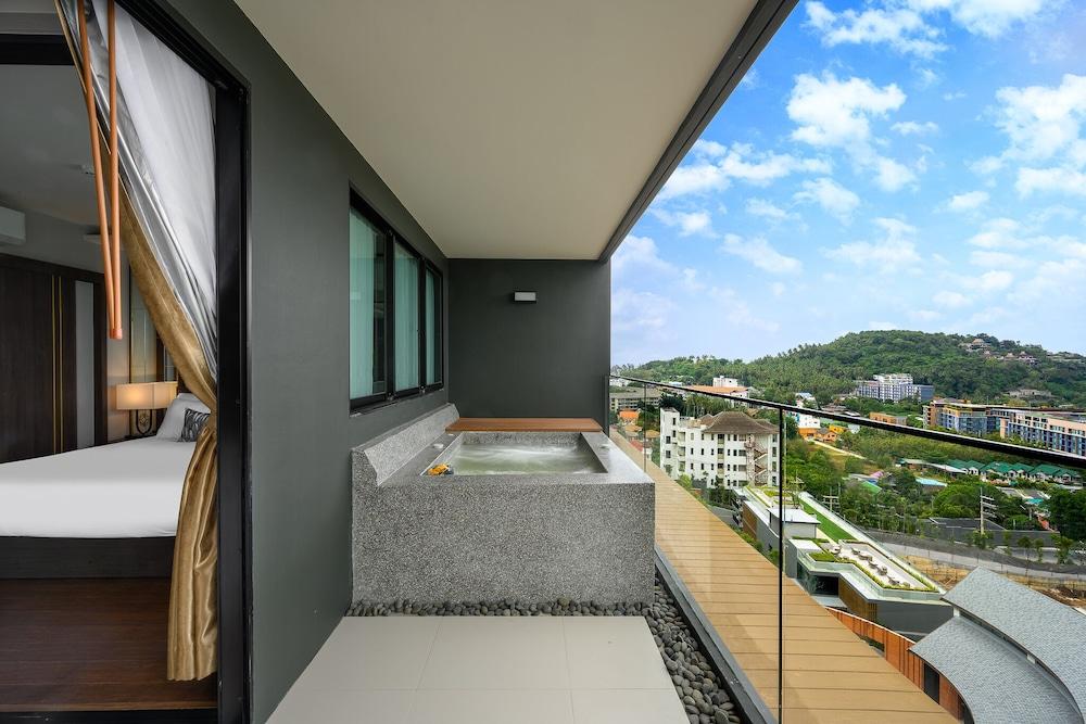 Mida Grande Resort Phuket Bagian luar foto